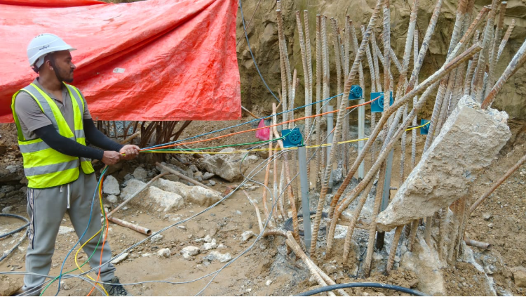 Cross-Hole Sonic Logging (CSL)